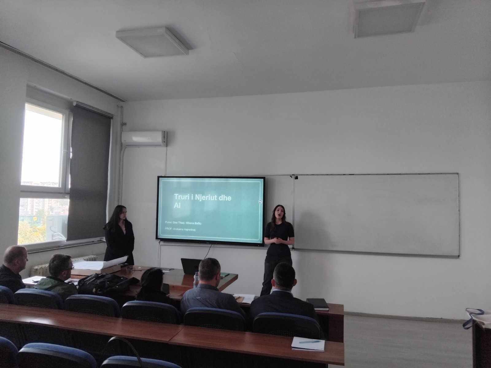 Vizitë e nxënësve të shkollës së mesme "Gjin Gazulli" në FSHMN